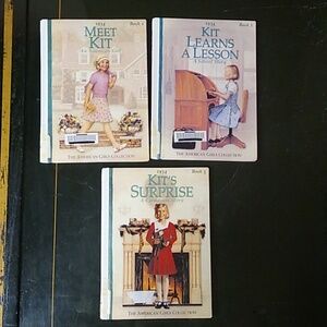 👧🏼Meet Kit Learns Lesson Surprise American Girls Junior Historical Fiction